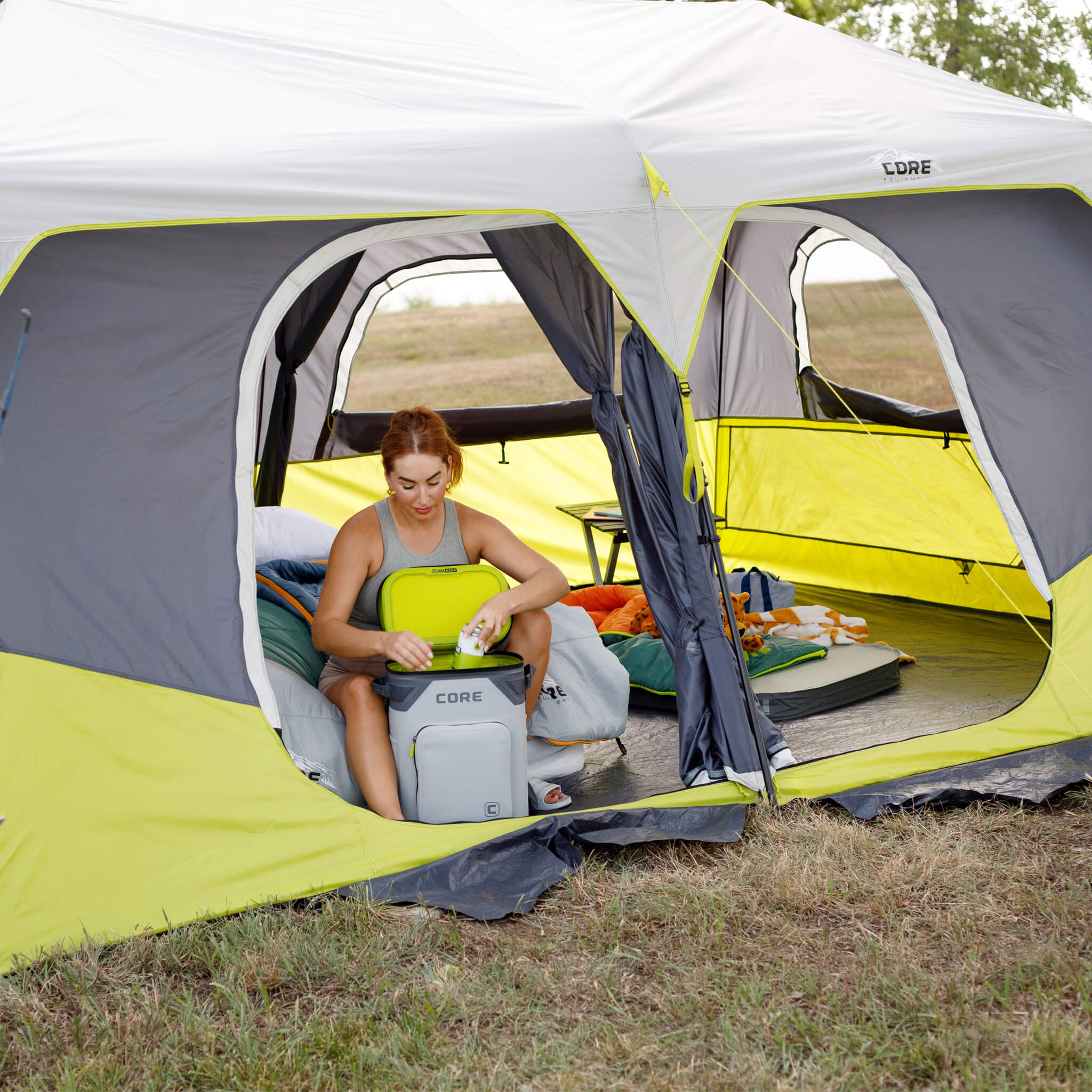 10 Person Instant Cabin Tent - Image 8